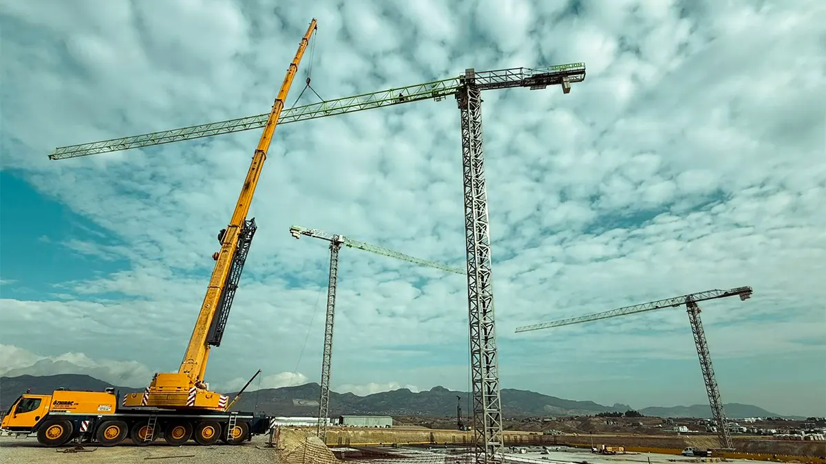 Kıbrıs vinç kiralama ve KKTC kiralık vinç hizmetleri